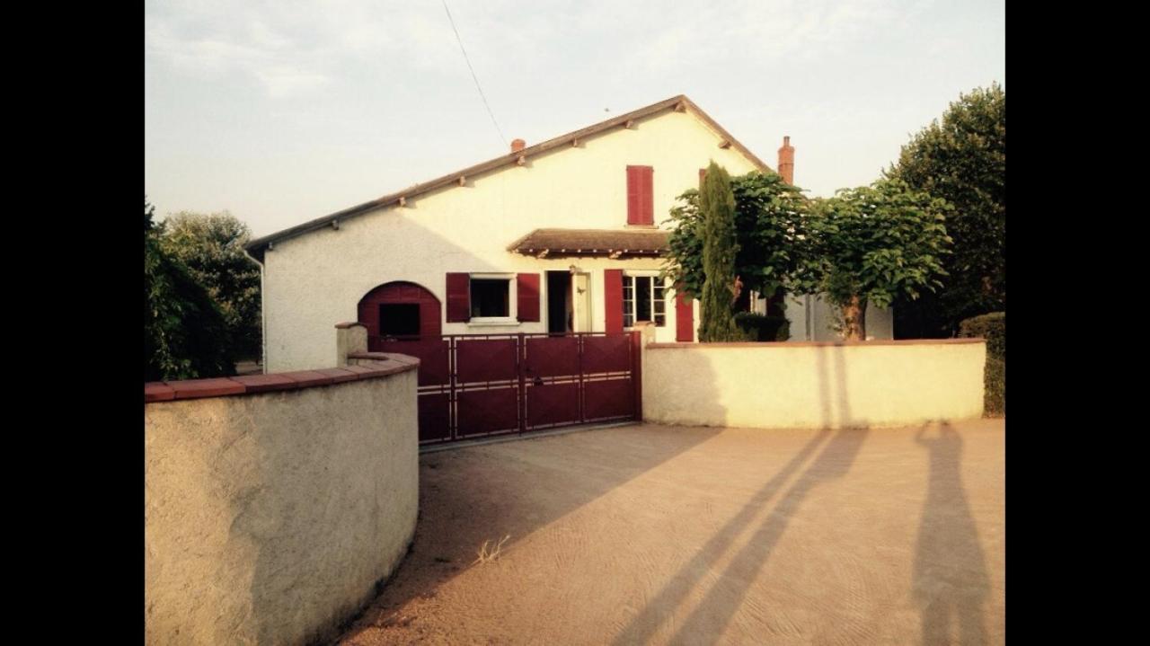 Residence Beausoleil Creuzier-le-Vieux Екстер'єр фото